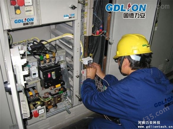 污染治理设施用电实时监测系统配电柜内安装
